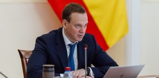 Губернатор Павел Малков поздравил рязанских старшеклассников с окончанием школы